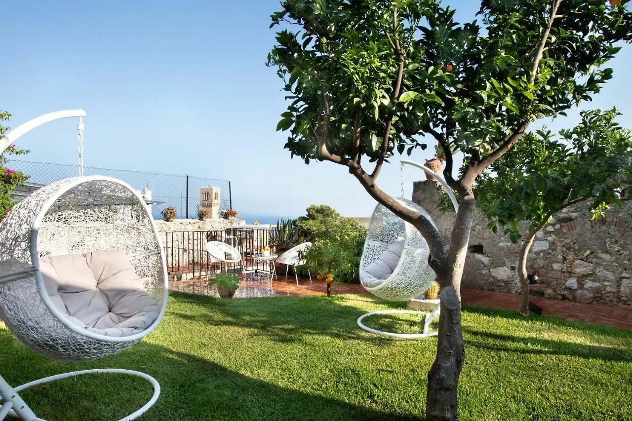 Hotel Villa Taormina 4*,  İtalya
